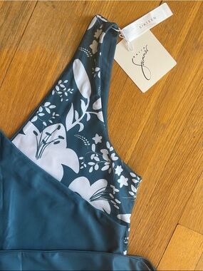 Baiia Reversible Wrapsuit